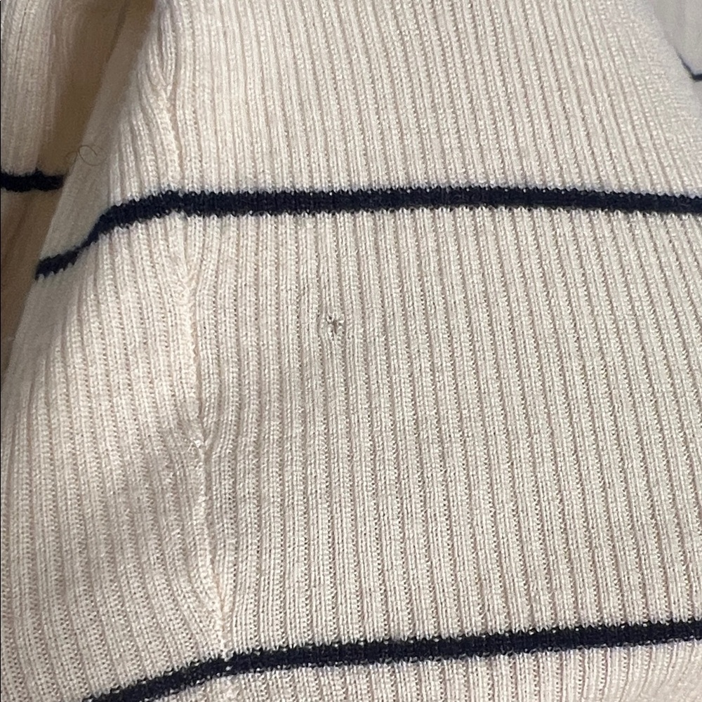 Theory Merino Wool Striped Turtleneck Sweater Medium Crop Navy Ivory - Picture 5 of 6